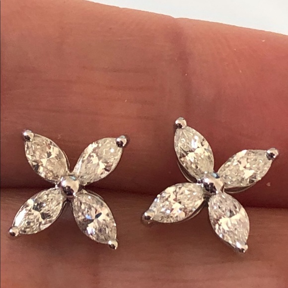 Authentic Tiffany&Co Large Victoria Earrings - Picture 2 of 10